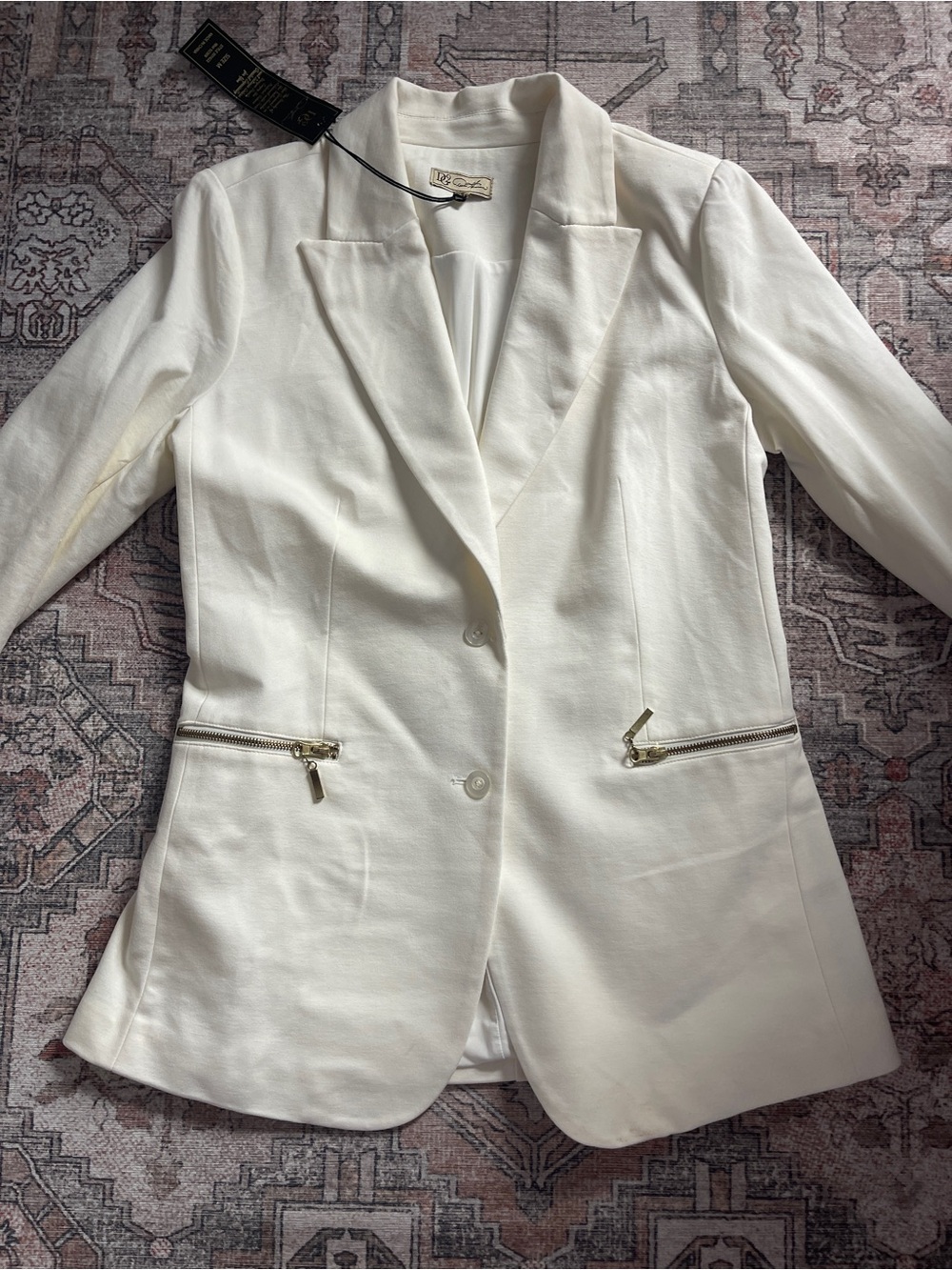 NWT DG2 Diane Gilman Ivory Ponte Boyfriend Blazer Gold Zip Pockets M